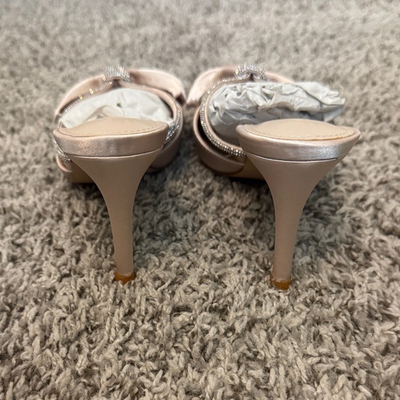 NWT Coutgo Womens Bow Heels Mules Pointed Closed Toe Sandals - Picture 6 of 9